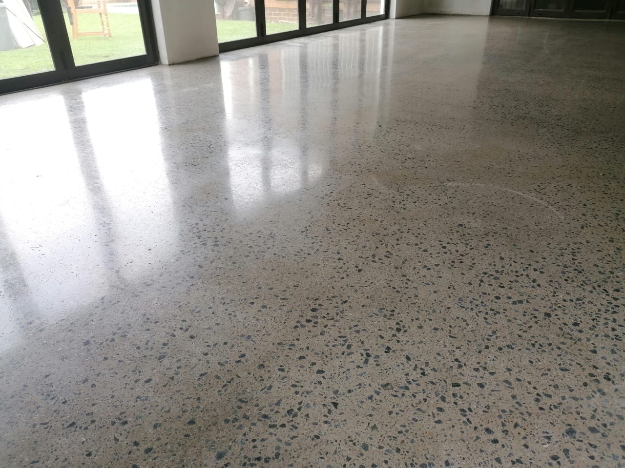 MM Sealer Buffable (Modified Methacrylate)